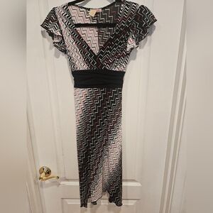 Volt Chic Zigzag Patterned Dress
